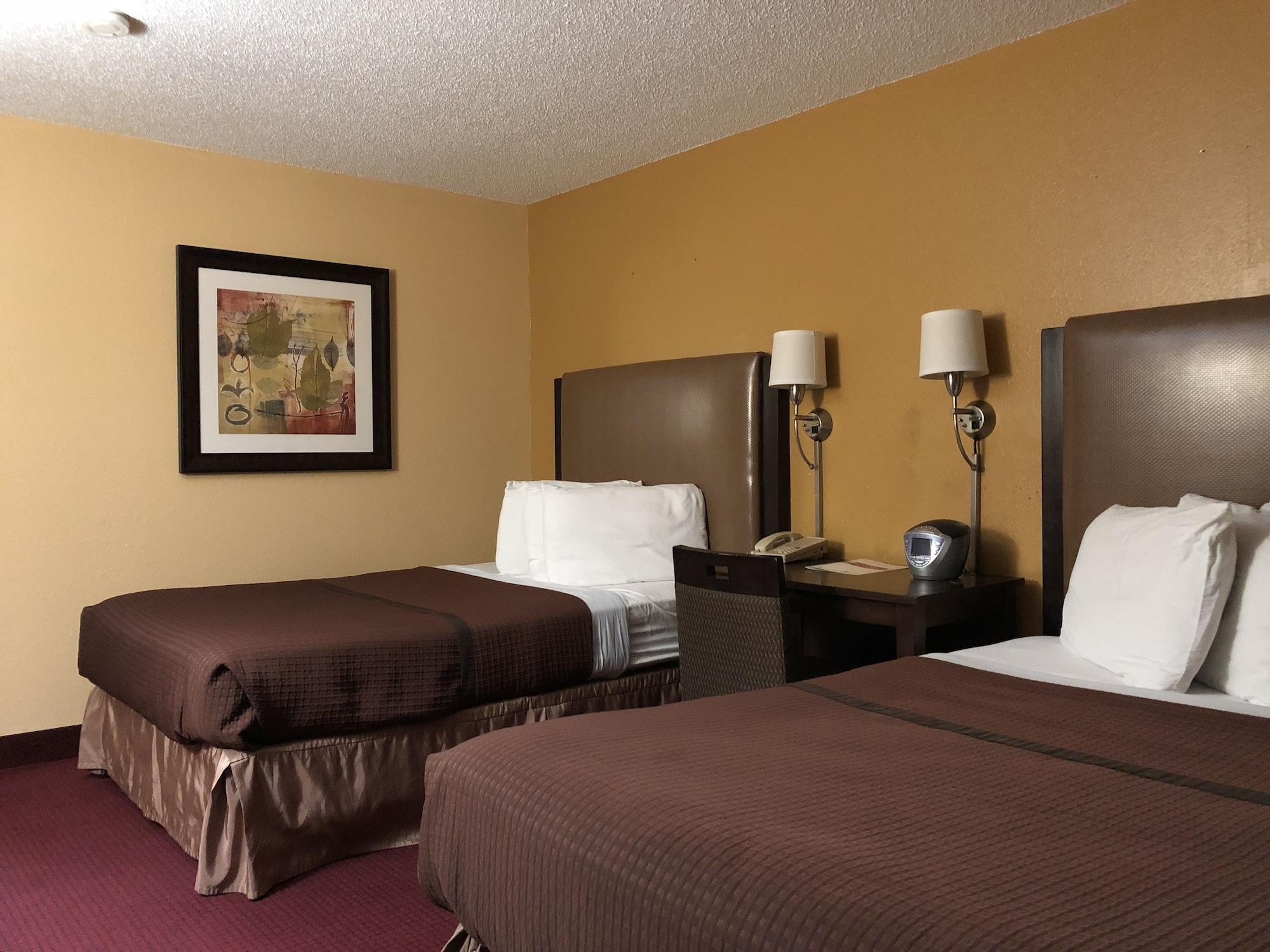 Magnuson Hotel Fort Wayne North - Coliseum Extérieur photo