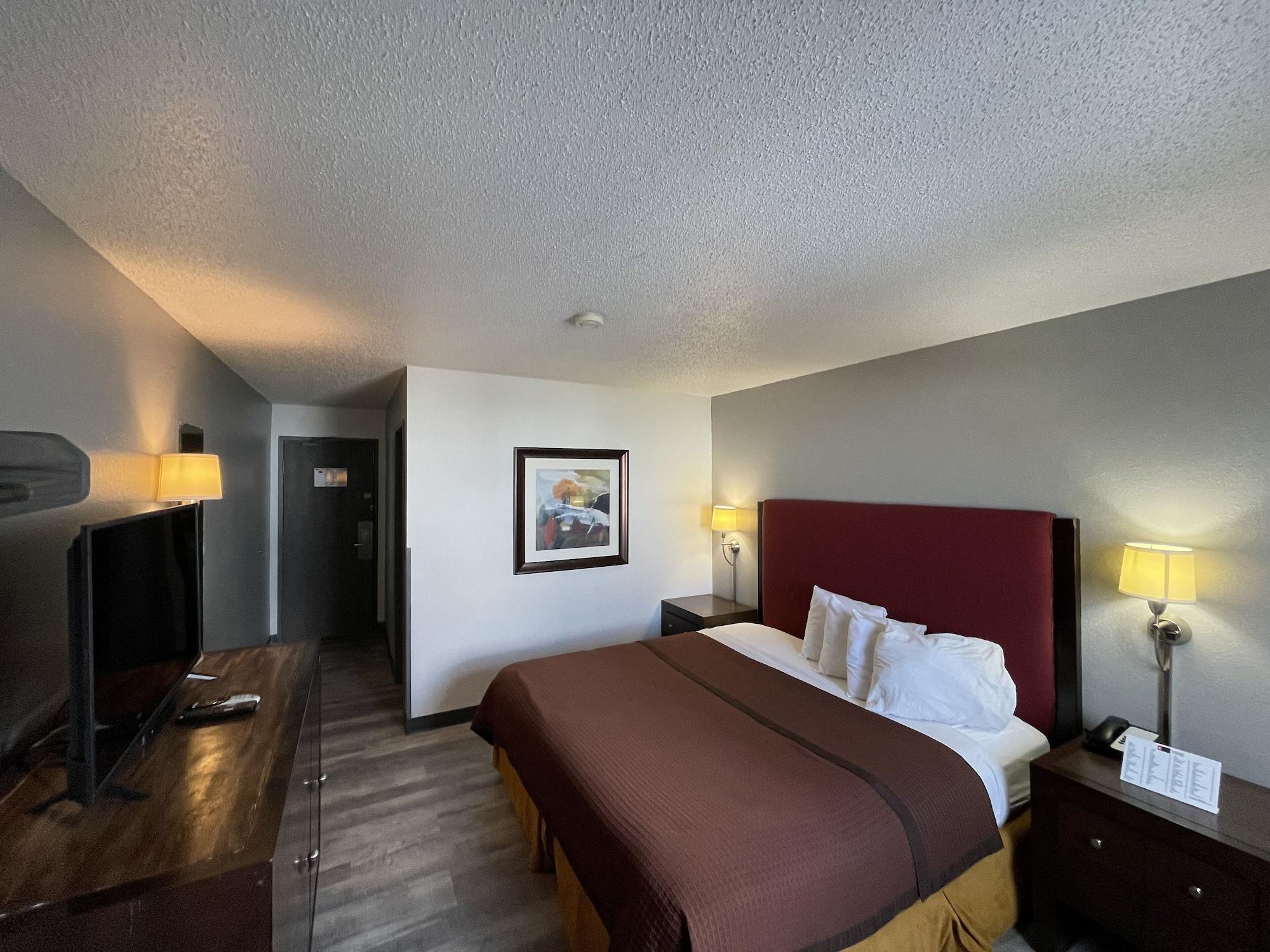 Magnuson Hotel Fort Wayne North - Coliseum Extérieur photo